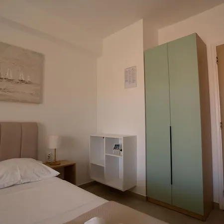 & Petra Zadar