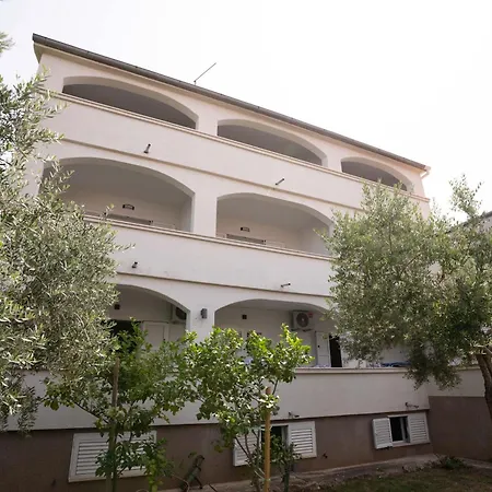 Vendégház & Petra Diklo