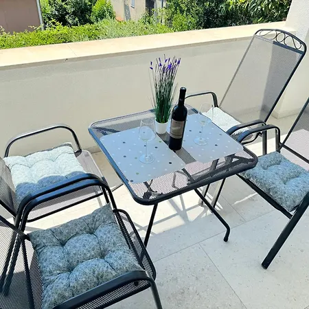 & Petra 3* Zadar