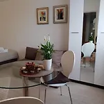 Gostinjska kuća & Petra 3*