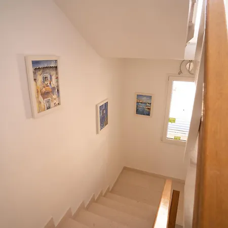 & Petra 3* Дікло