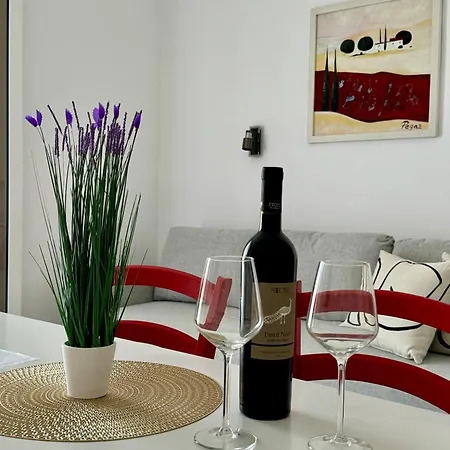 Πανσιόν & Petra