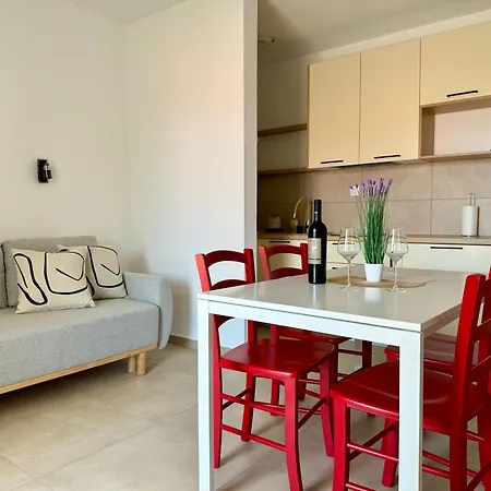 & Petra Πανσιόν 3*