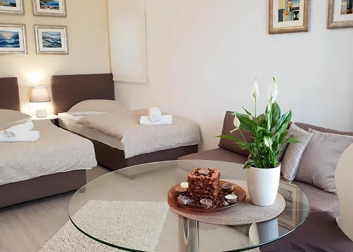 & Petra Guest house 3*