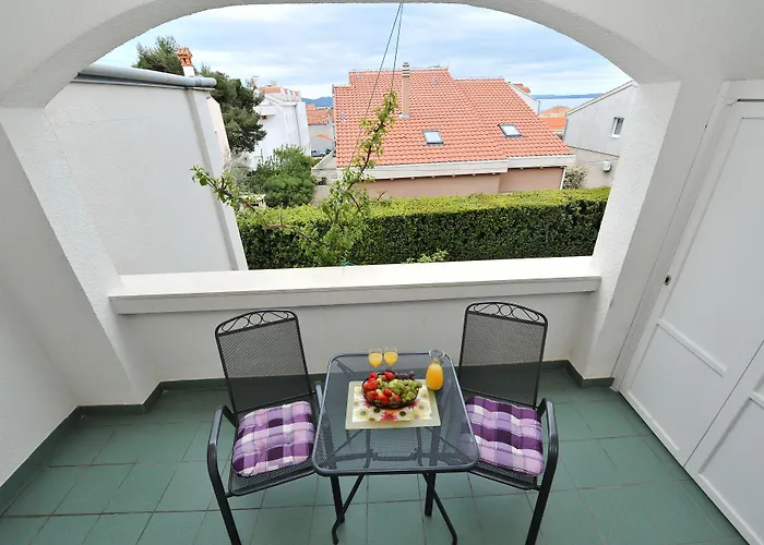 & Petra Guest house 3*