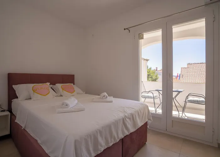 Guest house & Petra 3*